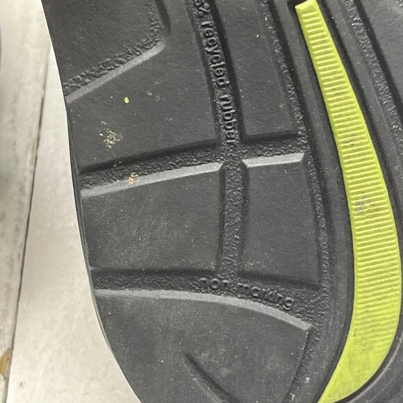 Chaco Black & Green Non-Marking Slip-On Adjustable Sandals Women’s Size 7 - Picture 8 of 11